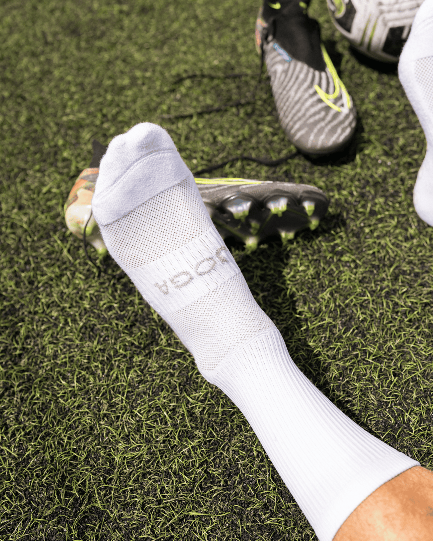 JOGA Pro Grip Socks - White (EU)